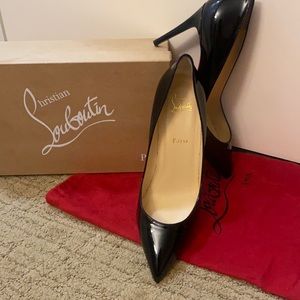 Pigalle Classic Black Louboutin sz 40.5